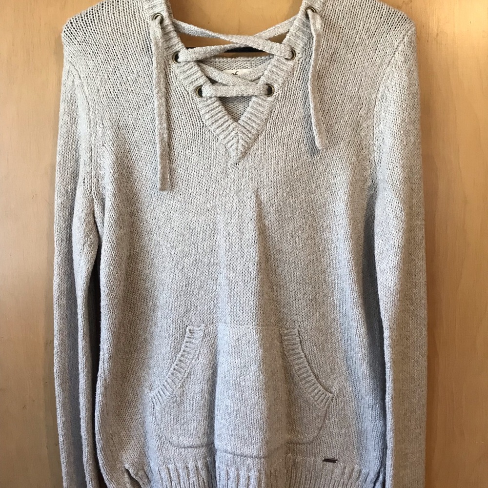 Hooded sweater
